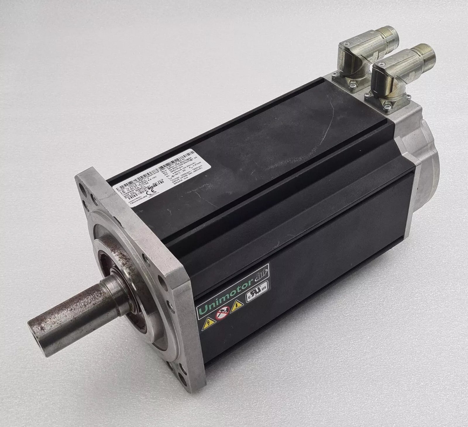 Control Techniques Unimotor 142UDE100RBFCC165300-SHQF Servo Motor 10-Pole 3.61kW
