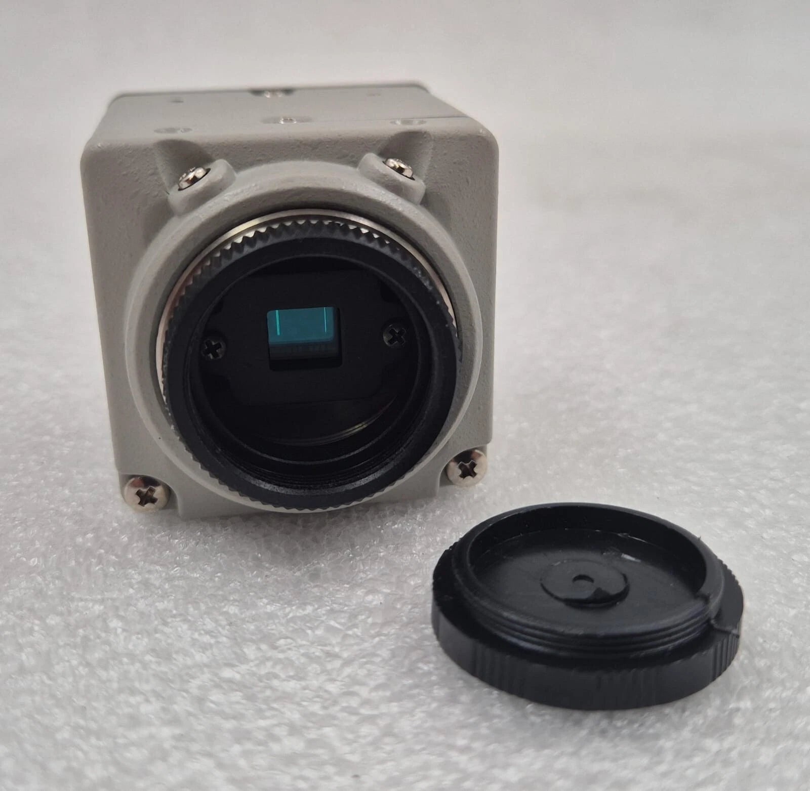 Hitachi KP-D20AP CCD Color industrial Camera 12V