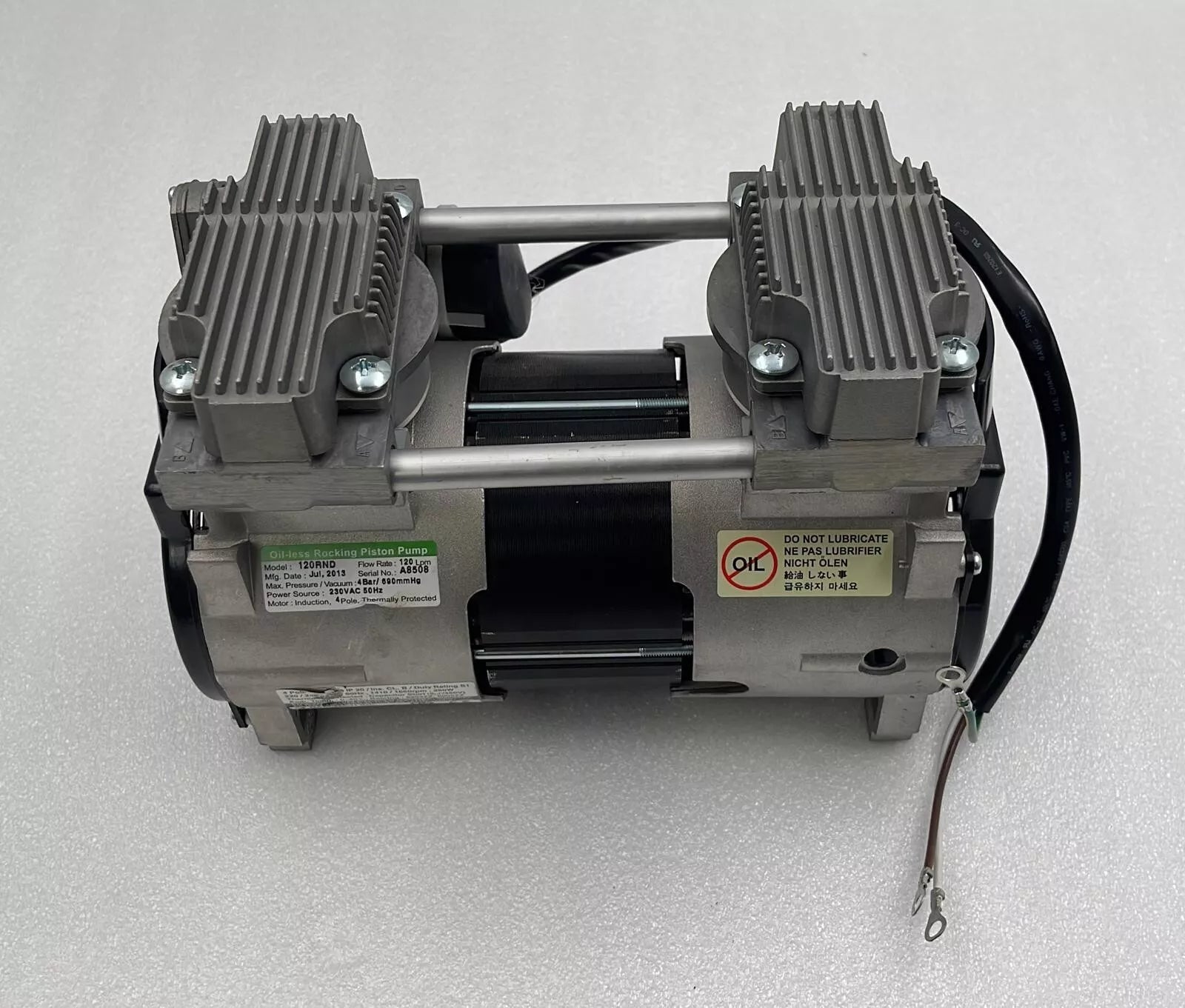 G&M Tech Oil-Less Rocking Piston Pump 120RND 230VAC 50Hz 4Bar