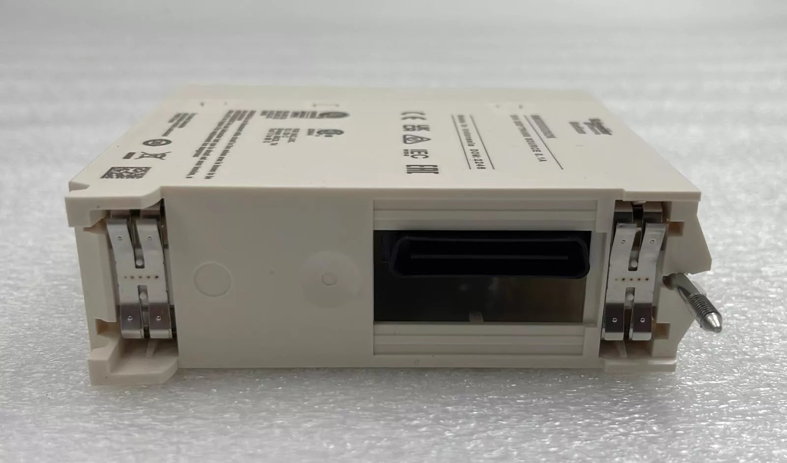 NEW - Schneider BMXDDO3202K Modicon DIG 32Q Trans Source 0.1A 391047