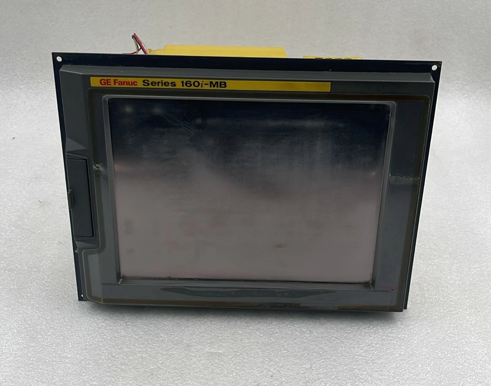 GE Fanuc 160i-MB Display Unit A13B-0196-B003 CNC Operator Panel Screen
