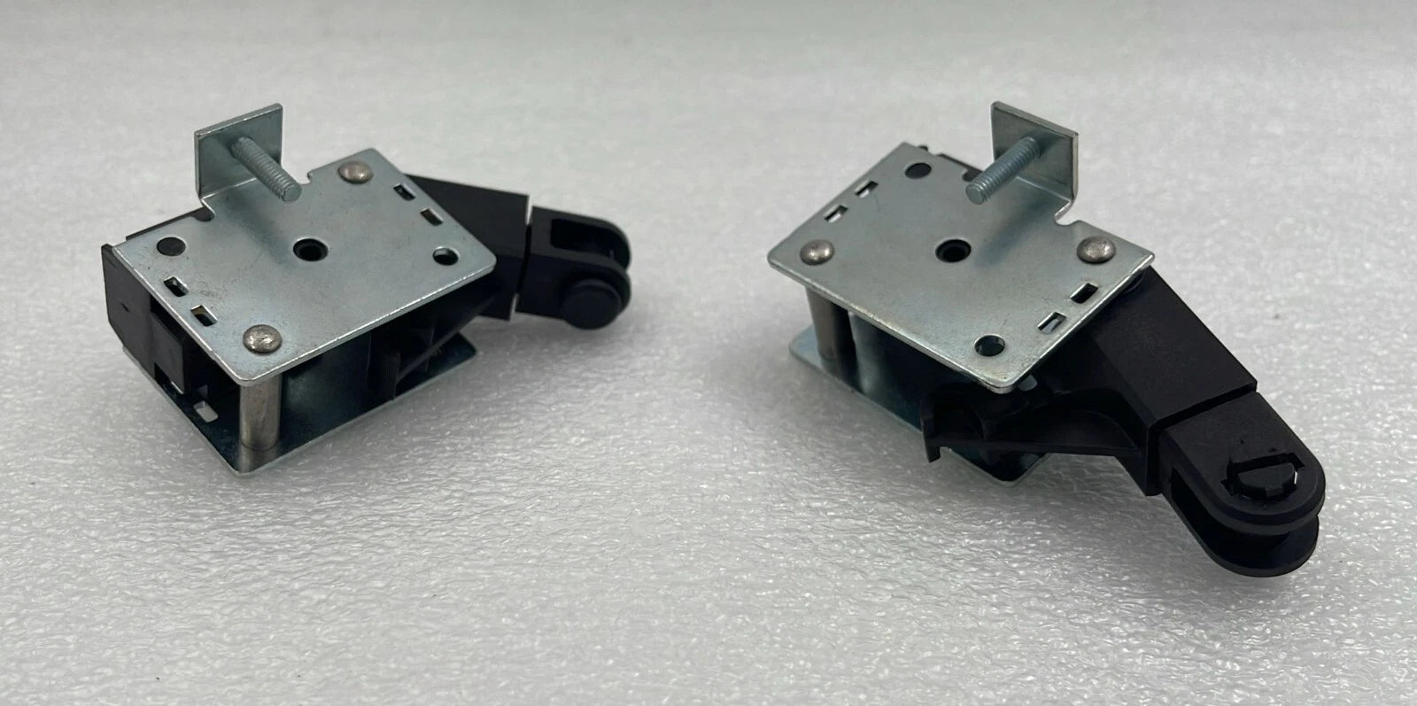 NEW - Siemens 3VA9088-0VM30 Rear Interlock Walking Beam