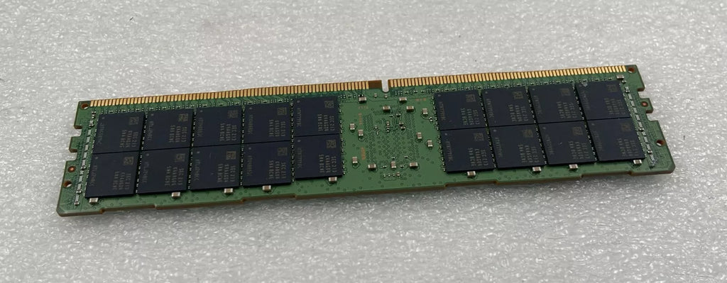 Samsung 64GB 2Rx4 PC4-3200AA M393A8G40AB2-CWEGY Server Memory RAM