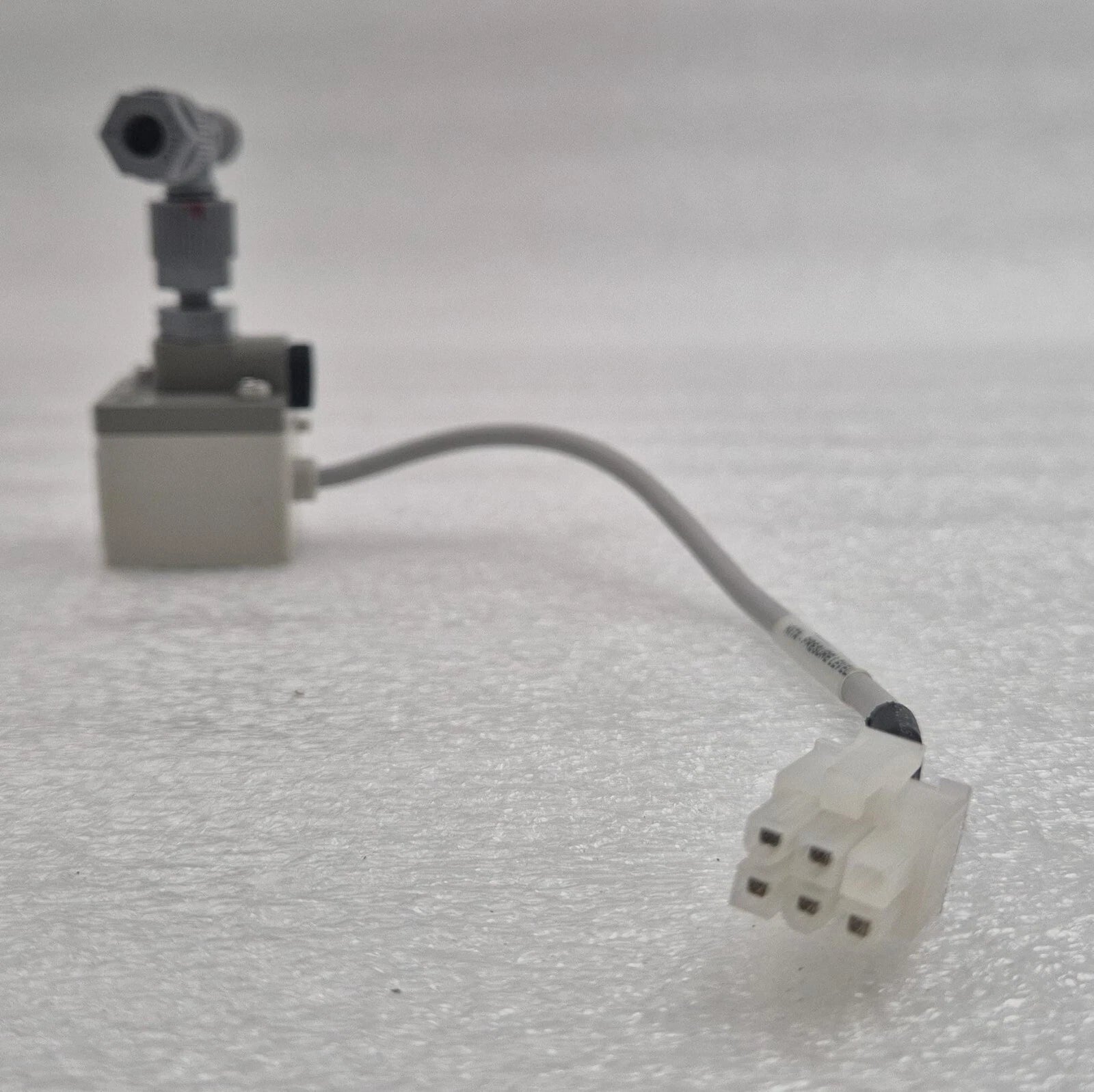 KITA KP25C-03-F3 High Precision Digital Pressure Sensor Switch 12-24VDC