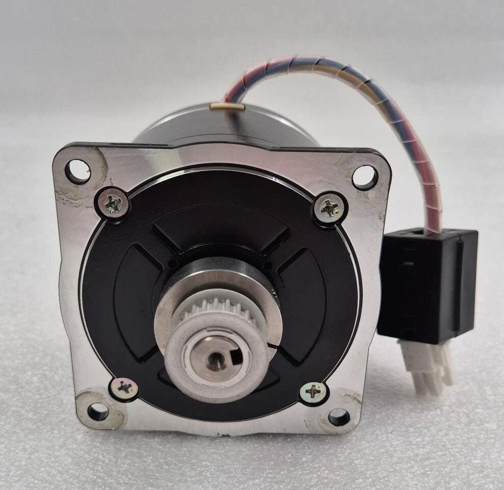 SANYO DENKI Step-Syn 103H8221-5141 stepping motor 1.8 degree DC 4A industrial stepper motor