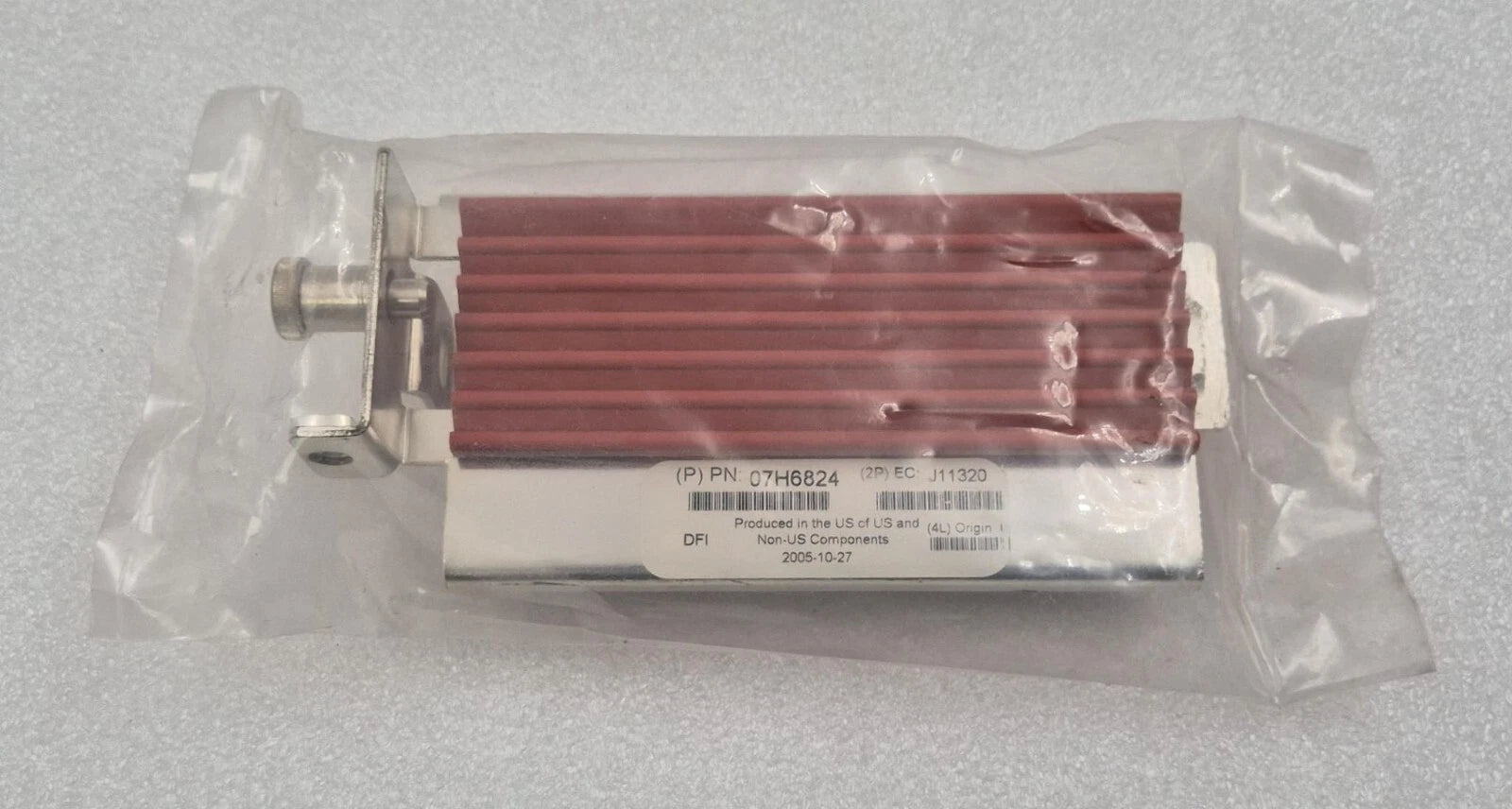 **NEW SEALED** IBM 07H6824 J11320 Frame Bracket Clamp Insert Rubber Blocks