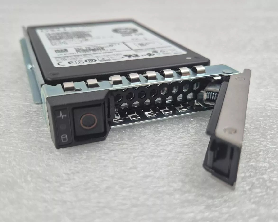 Dell EMC 800GB SSD SAS 12Gbps 2.5'' MZILT800HBHQAD3 MZ-ILT800C 0GW8T1 PM1645a