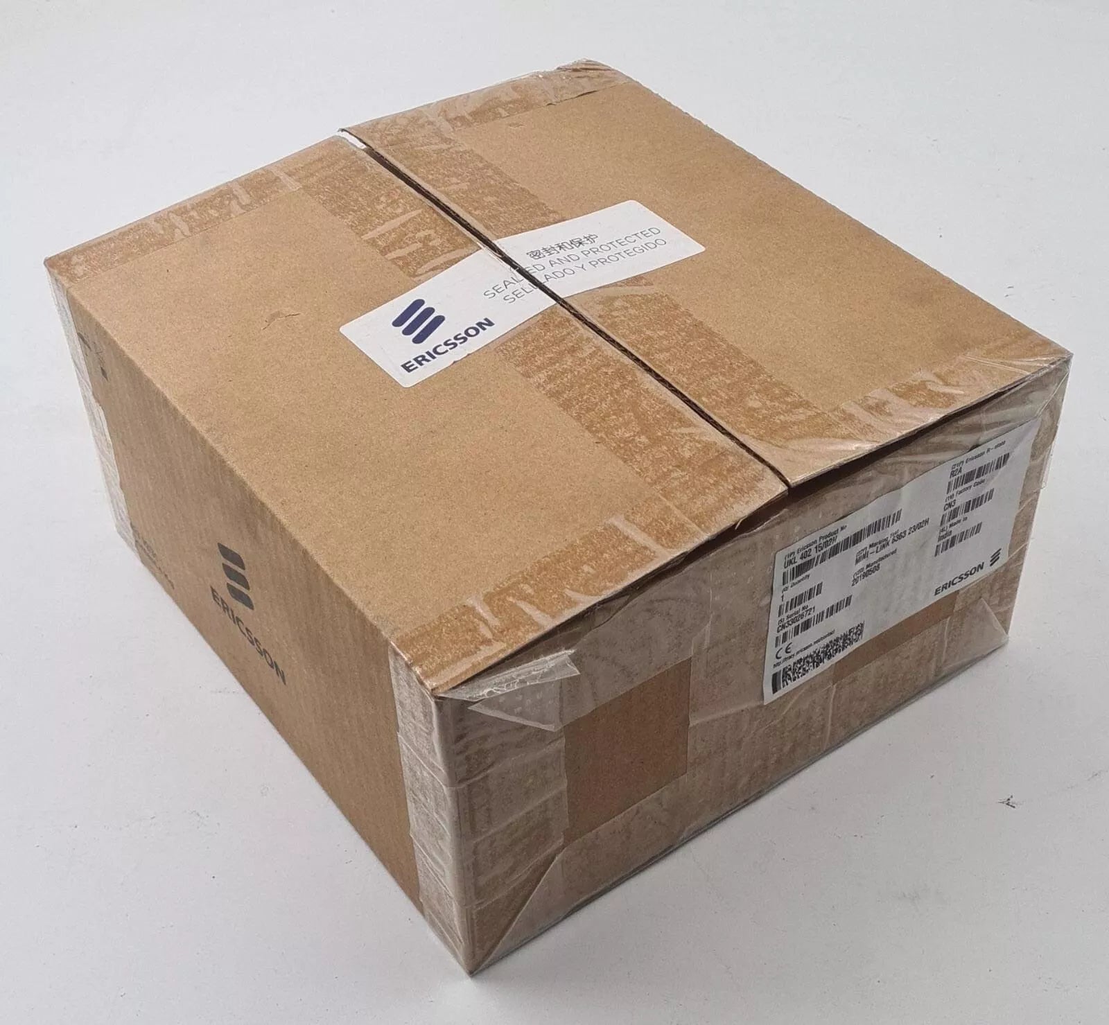 NEW - Ericsson Radio unit UKL 402 15/02H MINI-LINK 6363 23/02H R2A