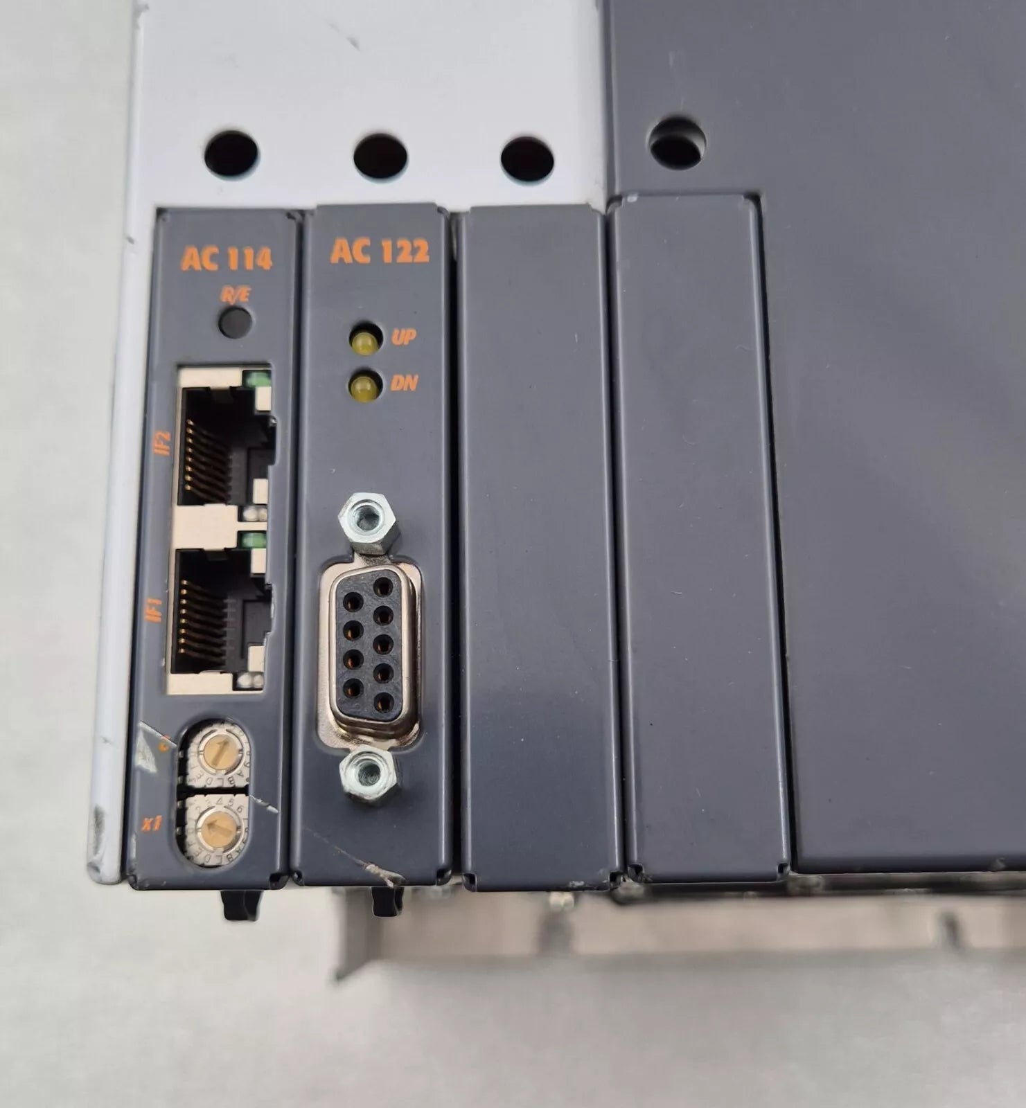 B&R Automation ACOPOS 1320 8V1320.00-2 Servo Drive 480V 34A W/ AC114 & AC122