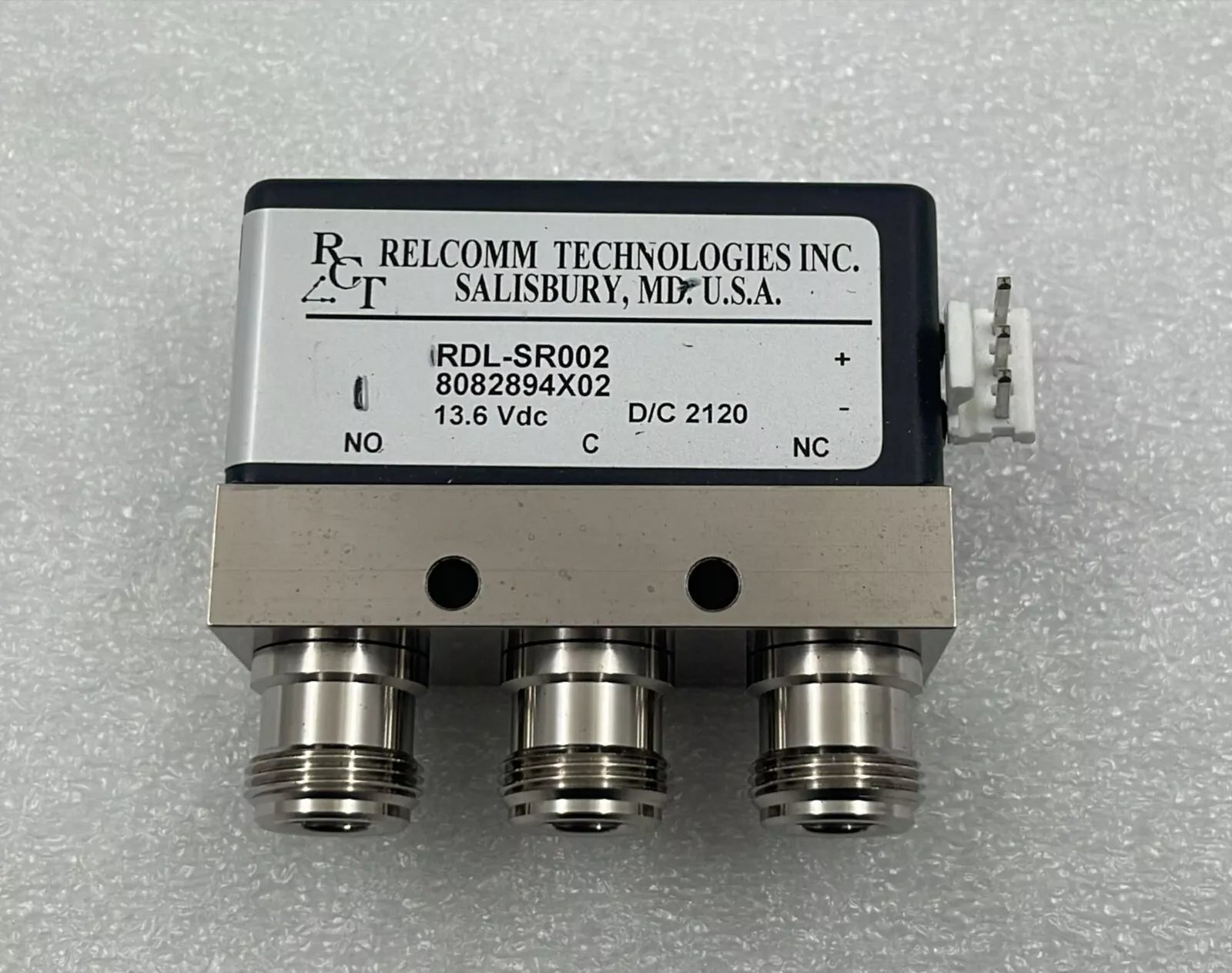 RCT Relcomm Technologies RDI-SR002 MOTOROLA 8082894x02 Antenna Relay 13.6VDC
