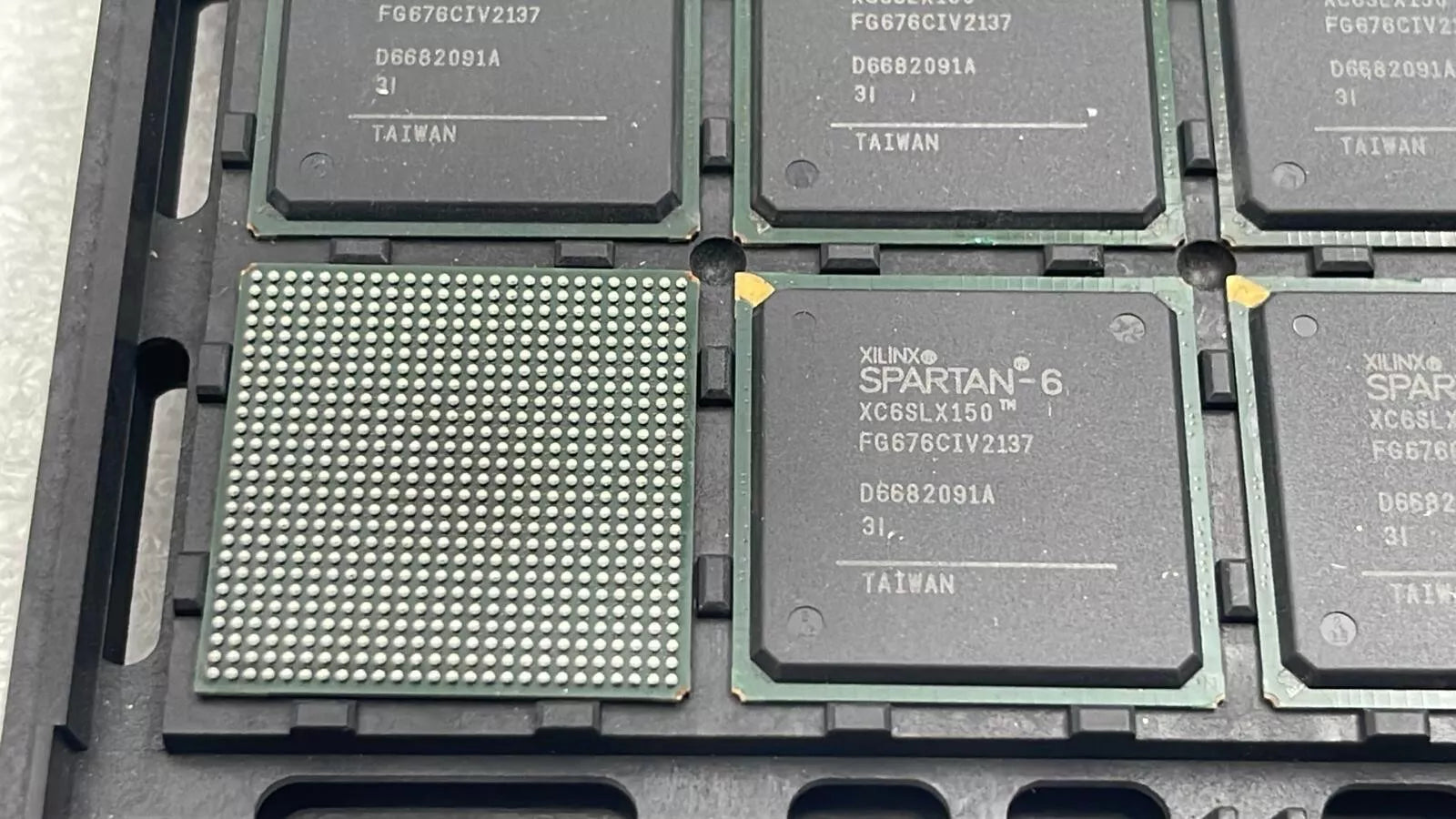 NEW - XILINX SPARTAN-6 XC6SLX150-3FG676I IC FPGA 498 I/O 676FCBGA