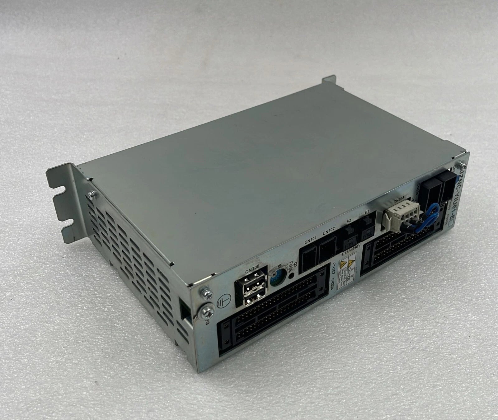 Yaskawa DX100 JZNC-YIU02-E PLC I/O module controller