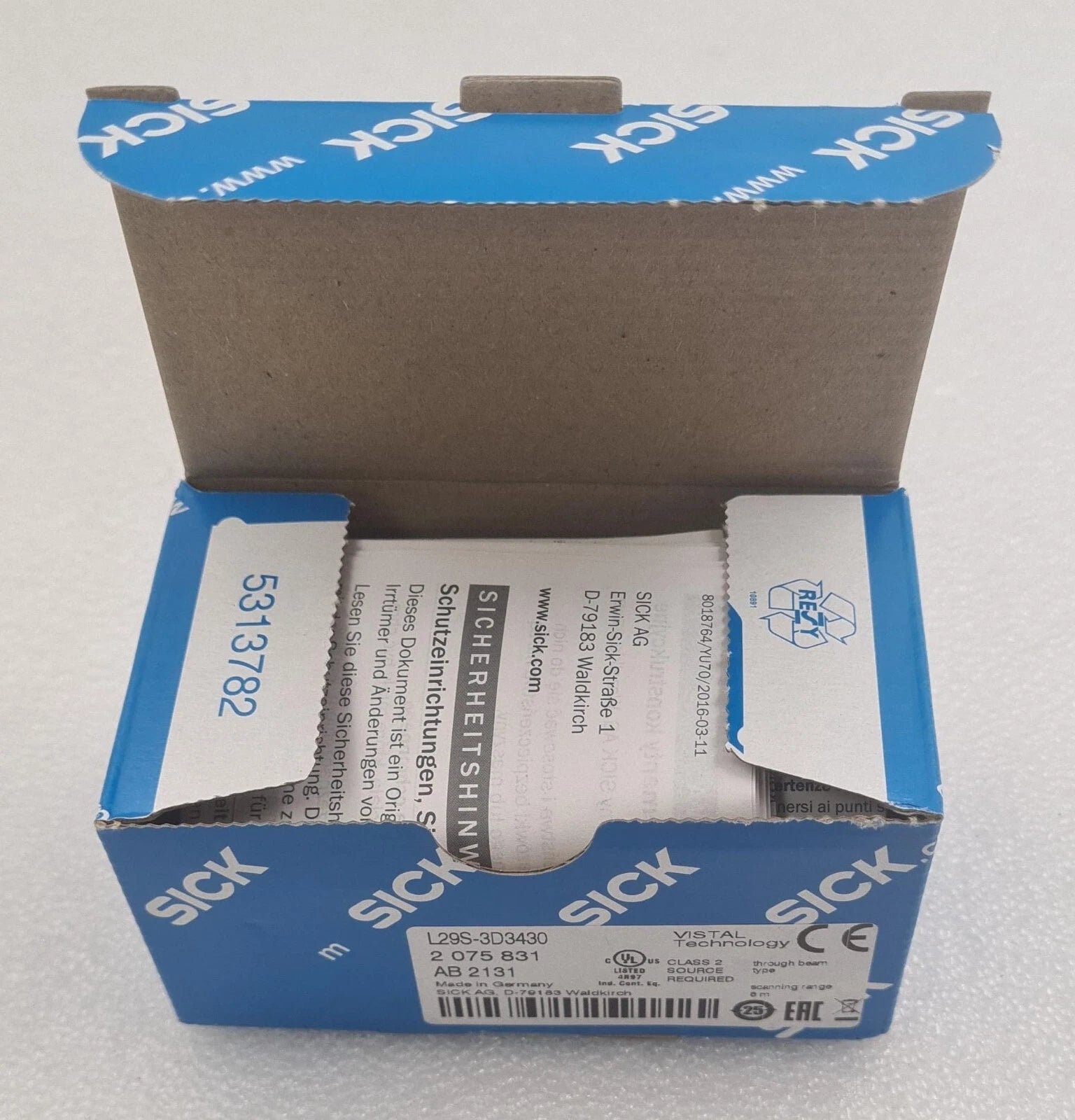 NEW - SICK L29S-3D3430 2075831 Photoelectric Sensor