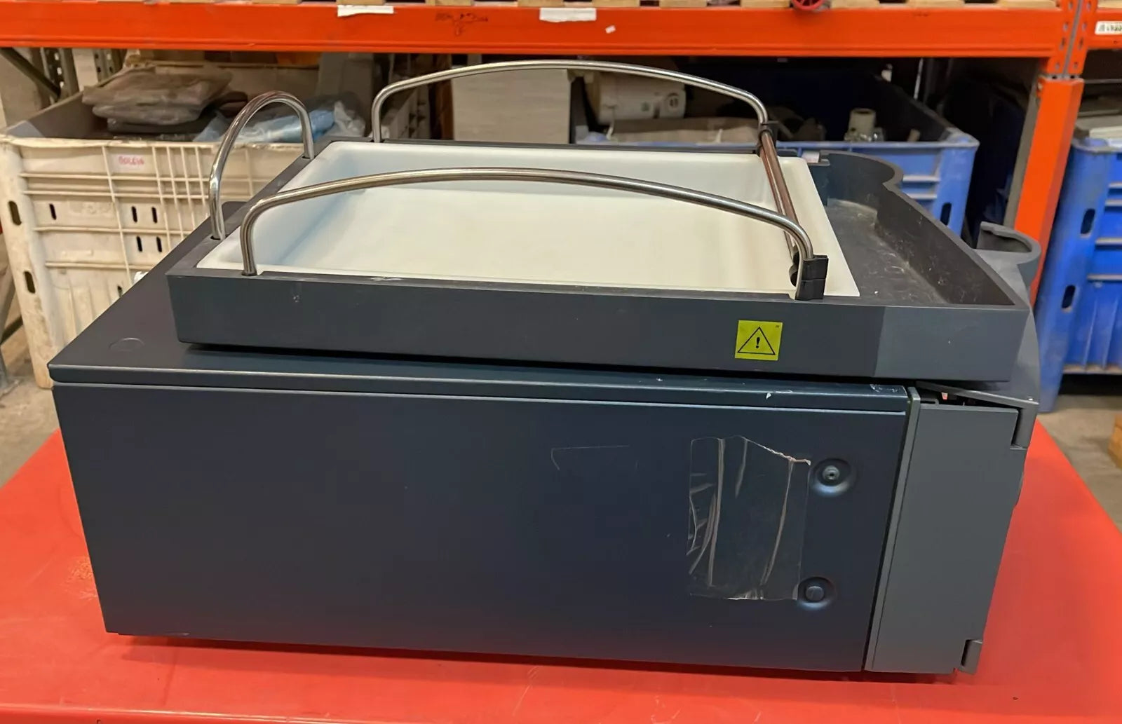 Waters Acquity Binary Solvent Manager UPLC 186015001 W/ Tray **AS IS