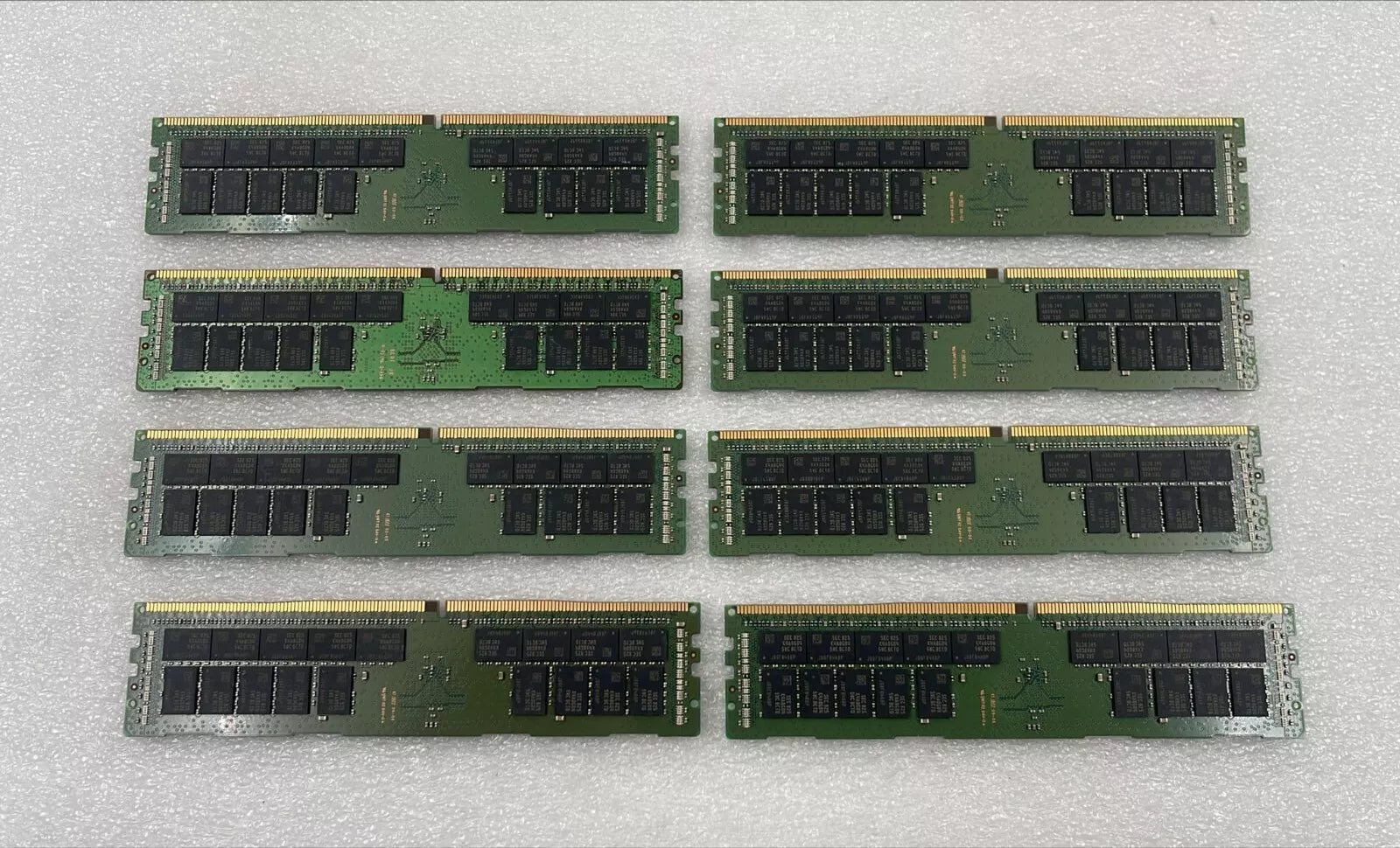 [LOT 8] Samsung 32GB 2Rx4 PC4-2666V M393A4K40CB2-CTD6Q DDR4 Memory Server RAM