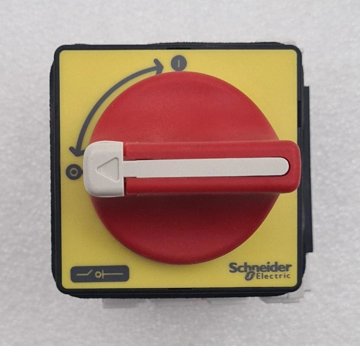 Schneider Electric V1 IEC / EN 60947-3 Main Emergency On Off Switch 32A W/ VZ 11