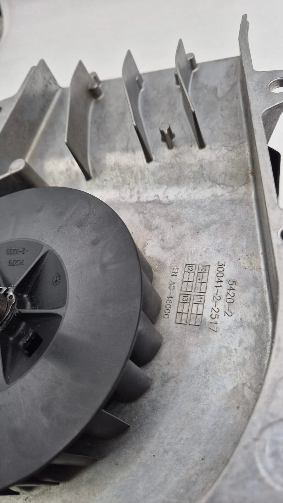 Ebmpapst M3G084-FA22-16 4000274 Centrifugal Fan Motor 450W 100-240VAC