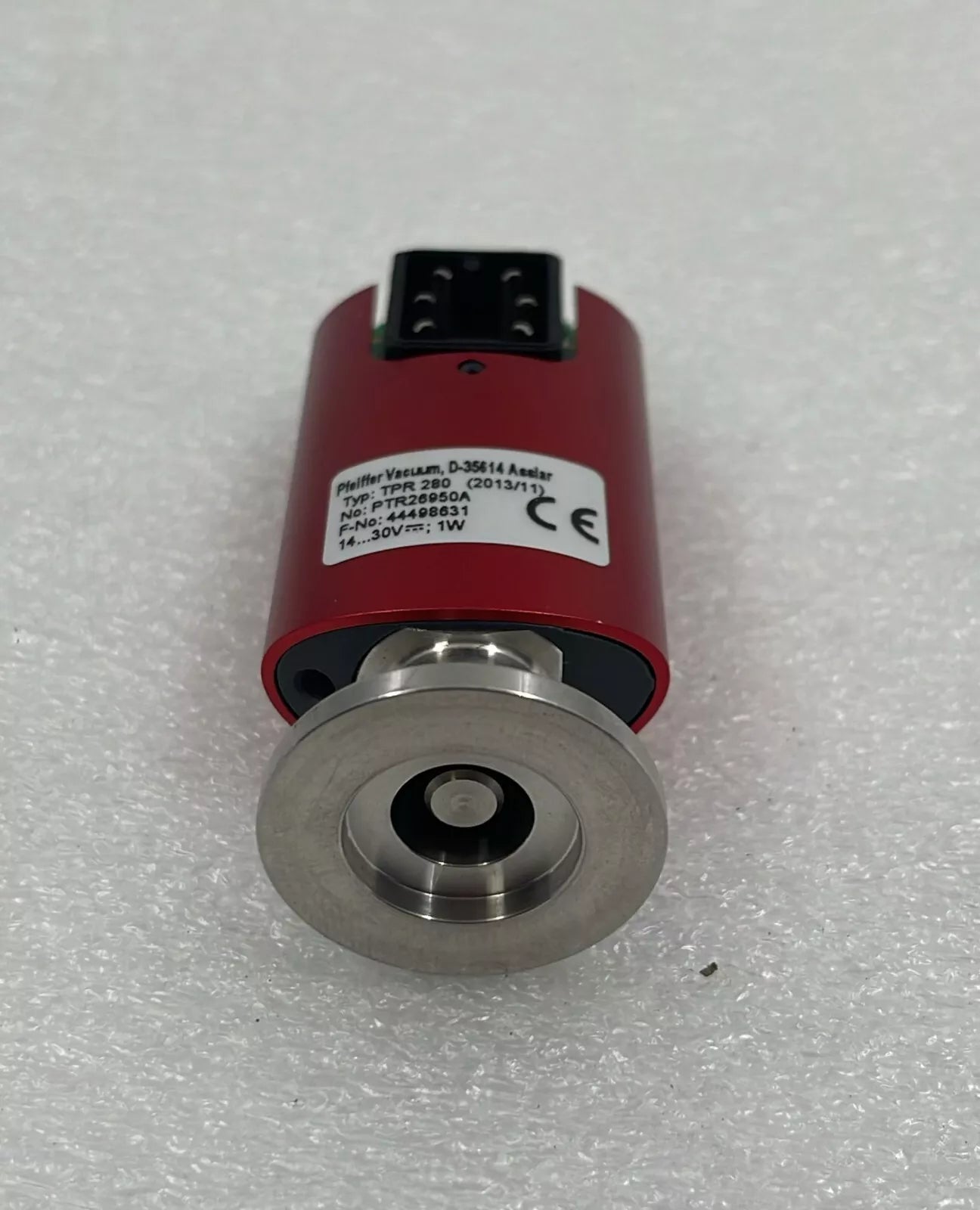 Pfeiffer TPR 280 PTR26950A compact Pirani vacuum gauge sensor