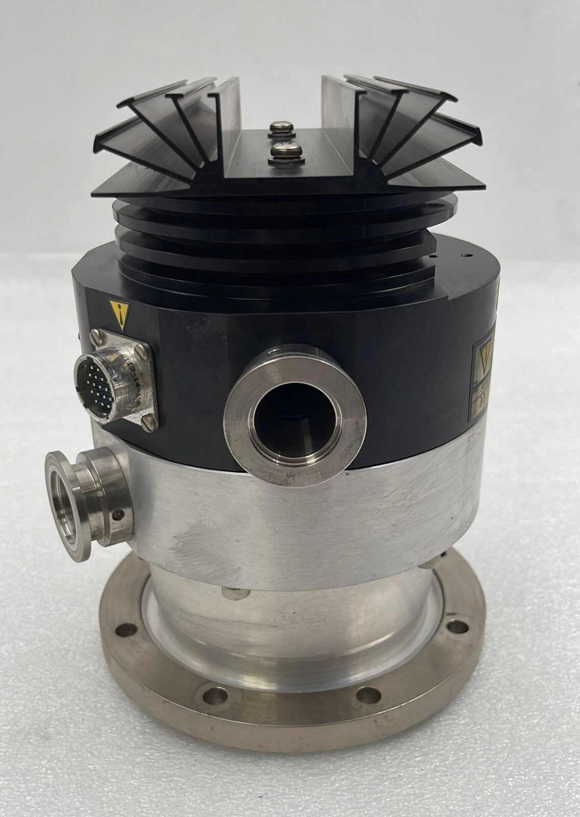 Edwards B753-04-000 Agilent G2589-80062 Turbomolecular Vacuum Pump