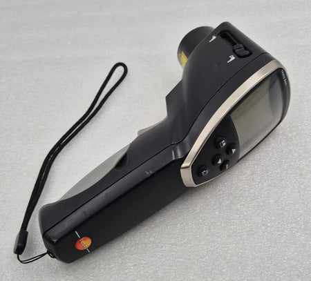 Testo 845 handheld infrared thermometer with laser targeting