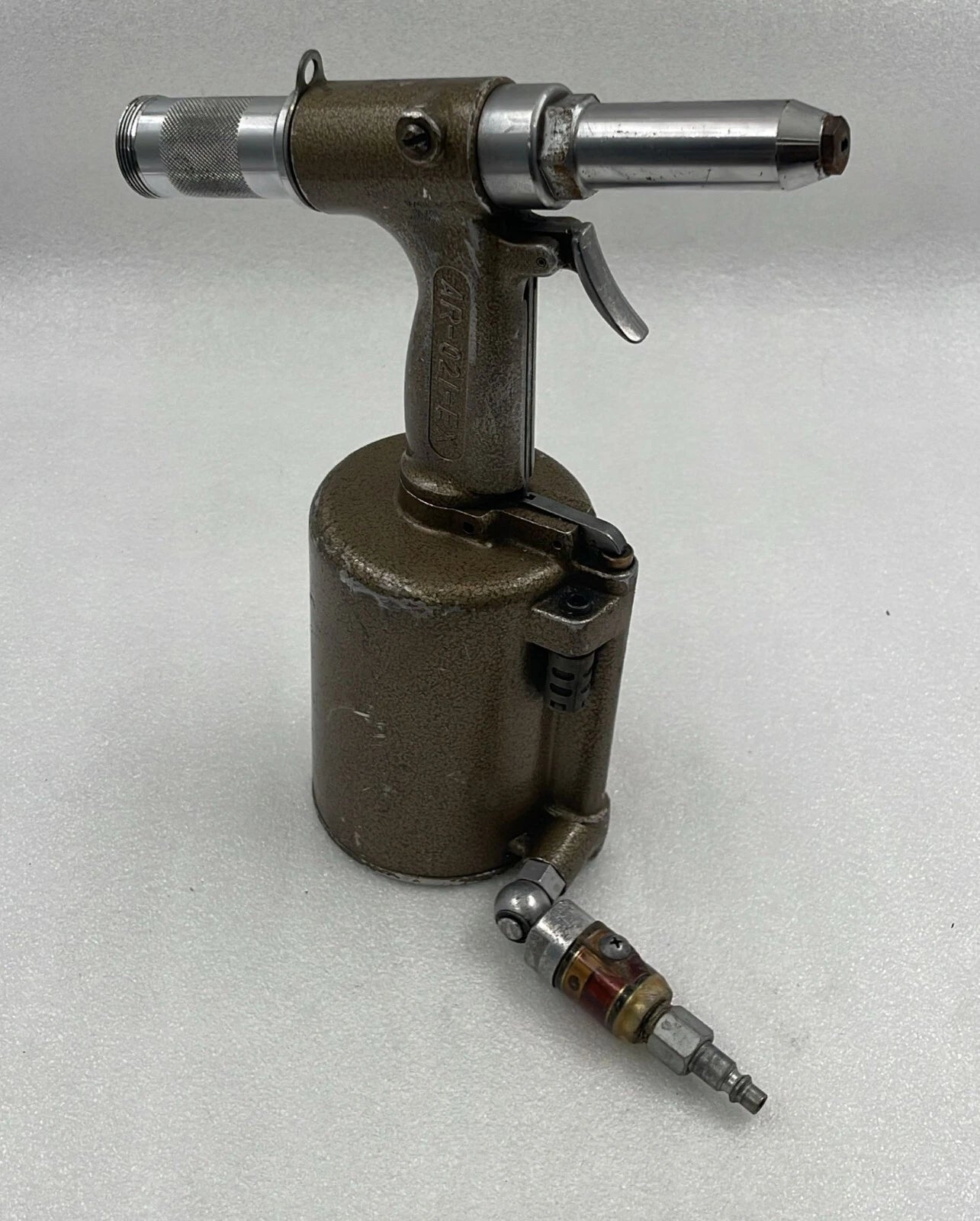 LOBSTER AR-021-EX Hydro Pneumatic Rivet Vacuum System 0.49~0.59 MPa