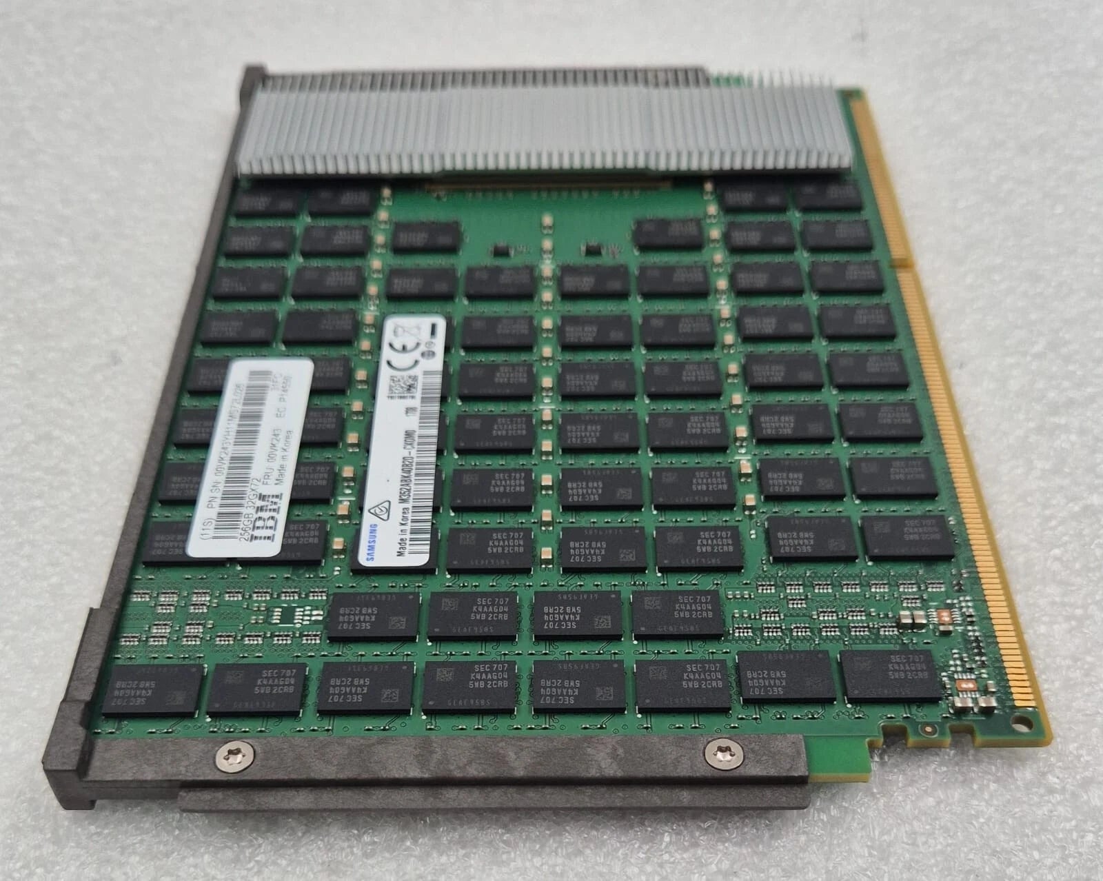 IBM 00VK243 256GB DDR4 1600MHz CDIMM PC4-12800 SAMSUNG M352ABK40B20-CK0M0 - E980