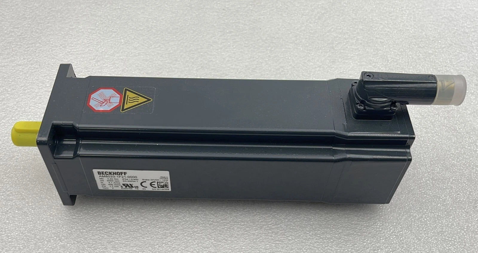 **NEW** BECKHOFF AM8033-1F21-0000 Servo Motor 6000rpm 1.7kW 24VDC