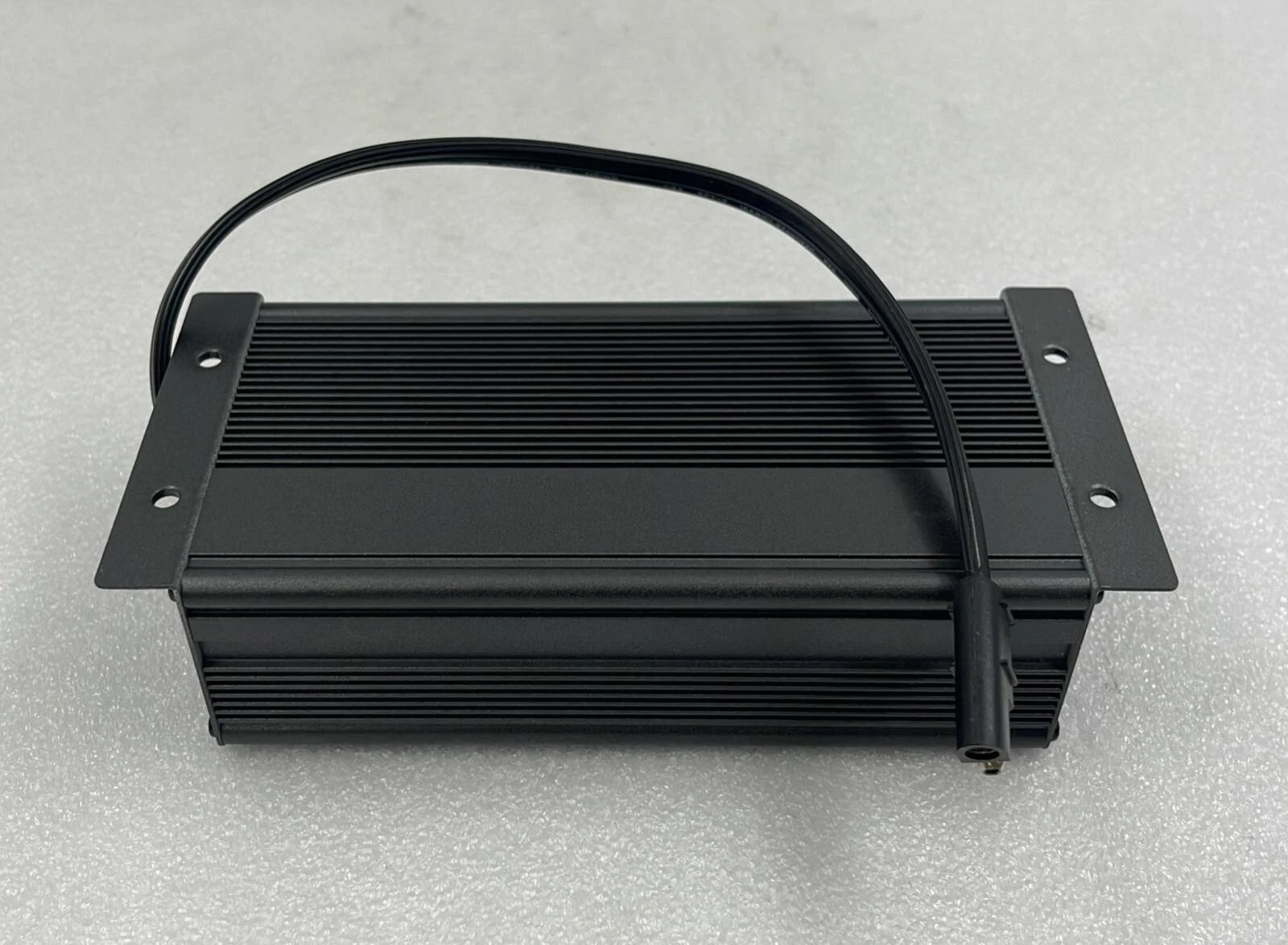 Gill GC-024 Battery Charger 115VAC 50/60Hz 3.2A 24VDC 7A