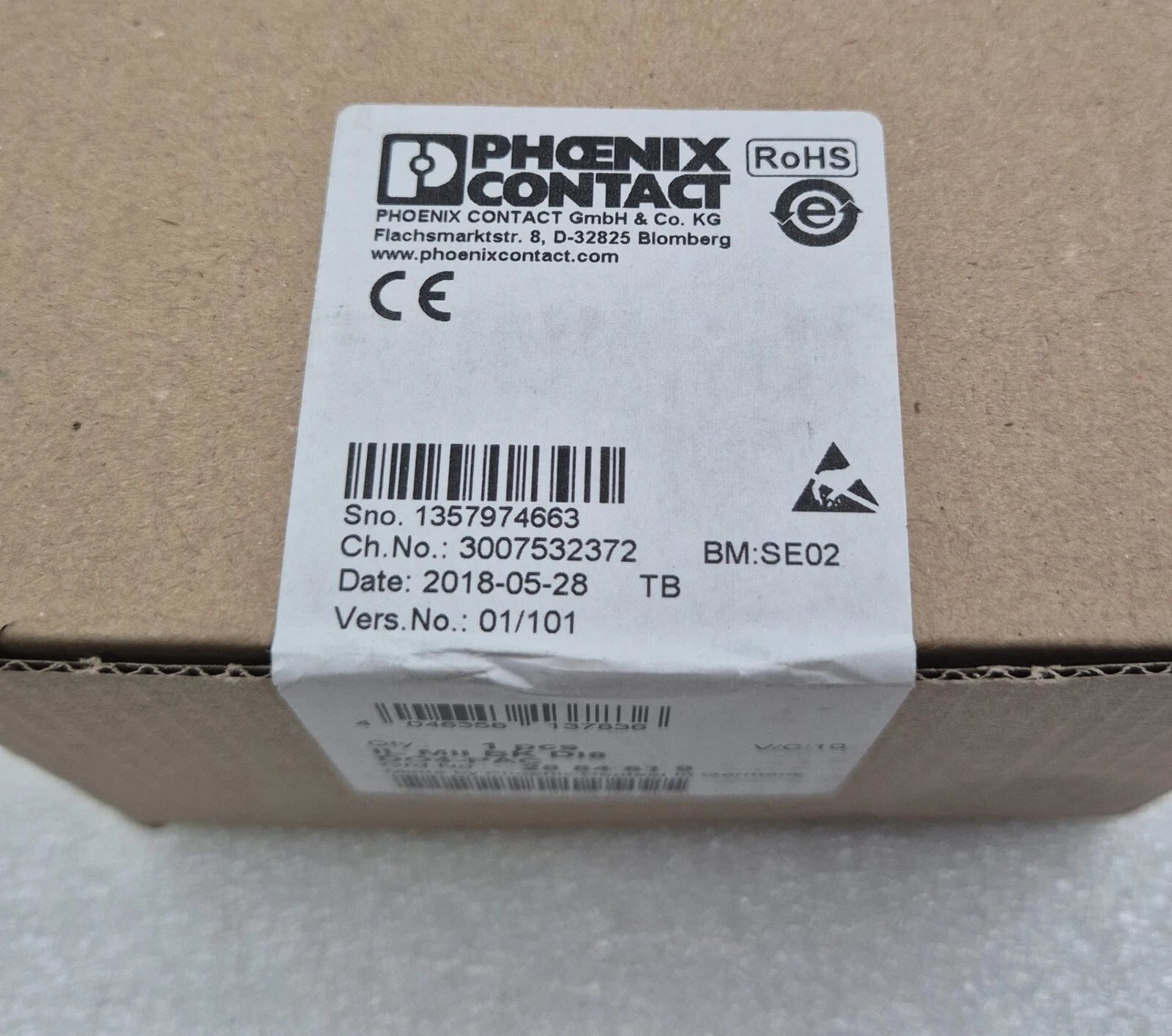 NEW - PHOENIX CONTACT Module IL MII BK DI8 DO4-PAC 2884619 MECHATROLINK Bus