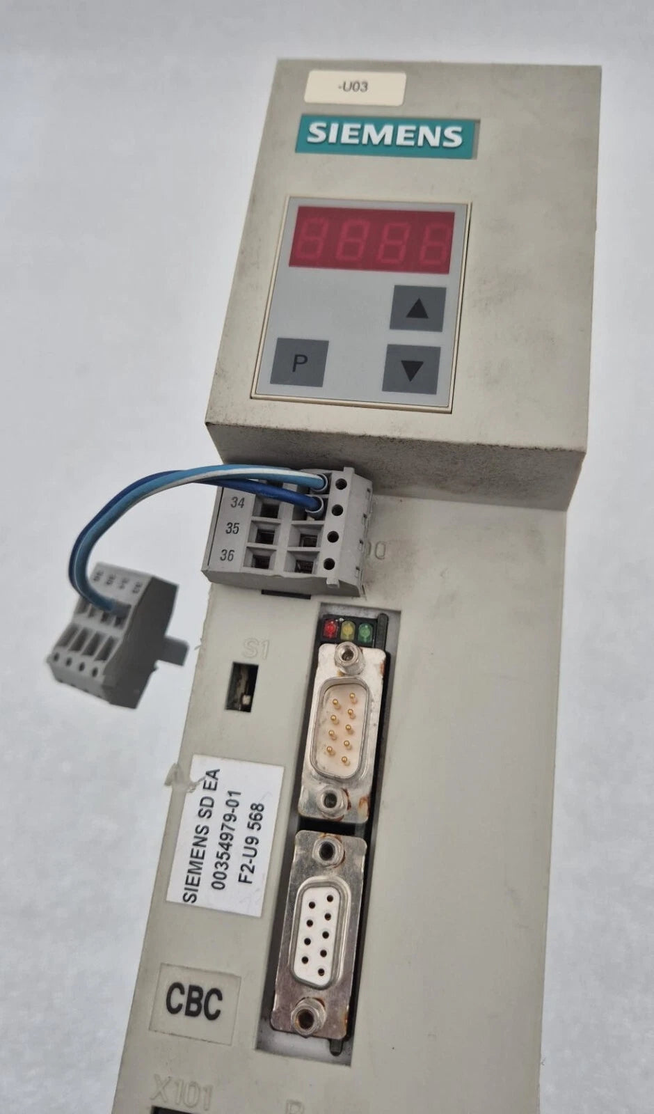 SIEMENS MASTERDRIVES MC AC/AC DRIVE 6SE7013-0EP50-Z Z=G21+C23+F01 Freq. Inverter