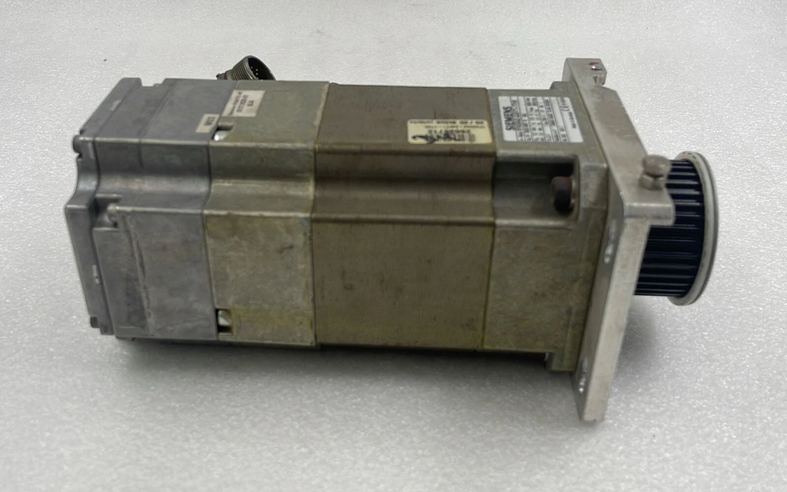 Siemens 1FK6042-6AF71-1TH0 Servo Motor