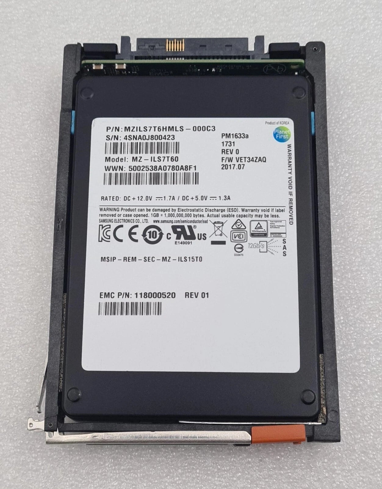SAMSUNG 7.68TB SAS 12Gb/s 2.5" FLASH SSD MZ-ILS7T60 MZILS7T6HMLS-000C3 PM1633a