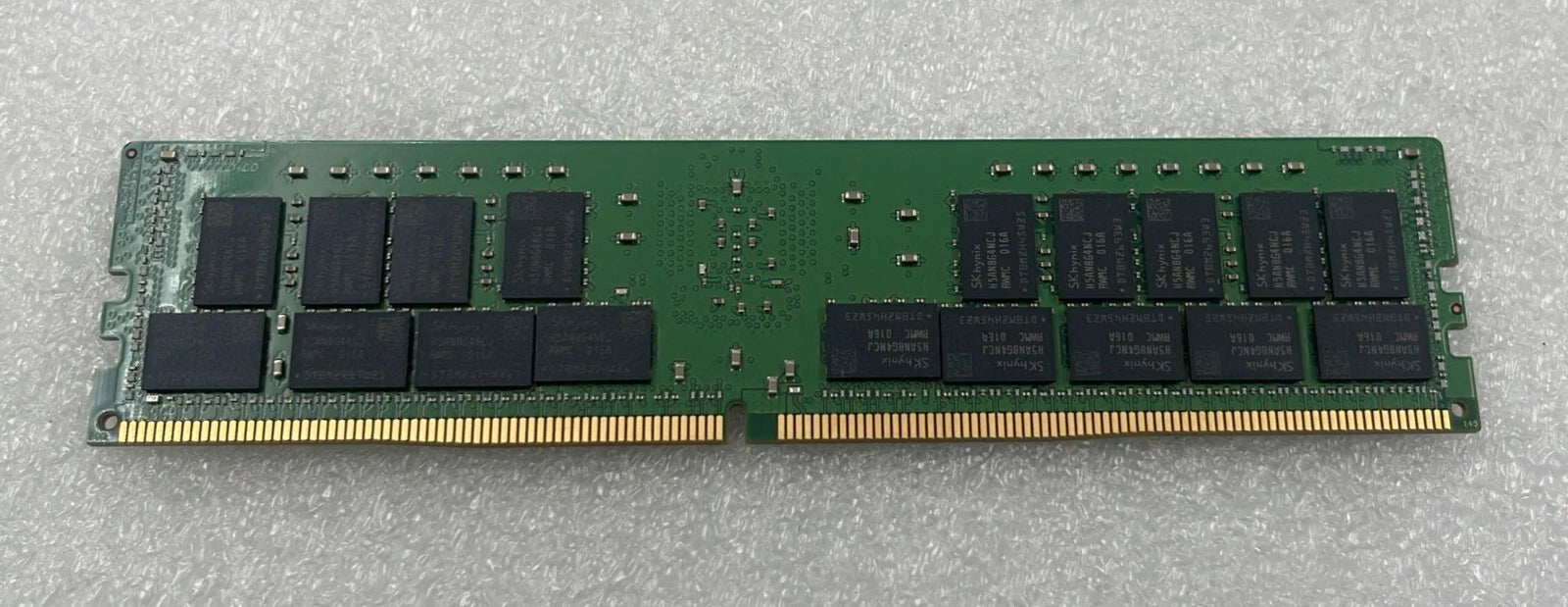 [LOT 4 PCS] SK Hynix 32GB 2Rx4 PC4-2933Y HMA84GR7CJR4N-WM Server Memory RAM