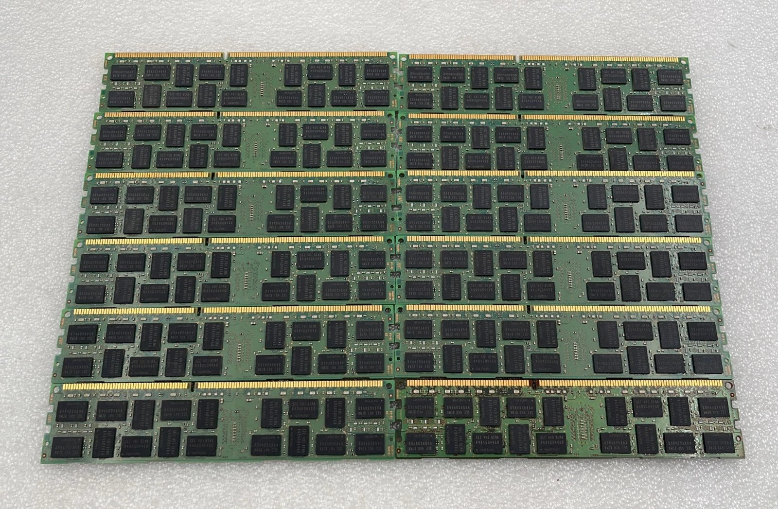 [LOT 12] SAMSUNG 16GB 2Rx4 PC3-14900R DDR3 M393B2G70DB0-CMAQ2M Server Memory RAM