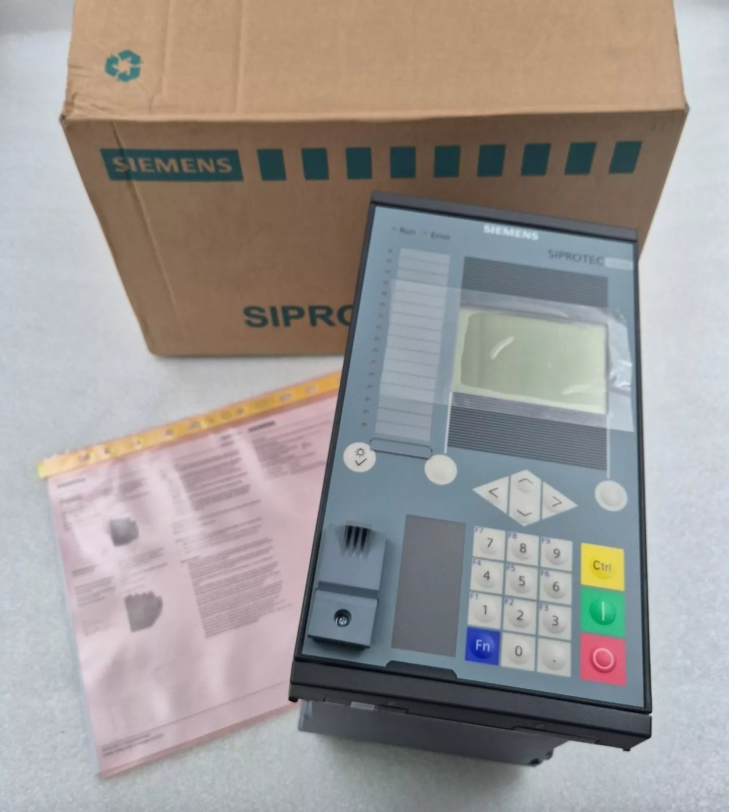 *NEW* SIEMENS SIPROTEC 7SJ82 P1J51554 Overcurrent Protection