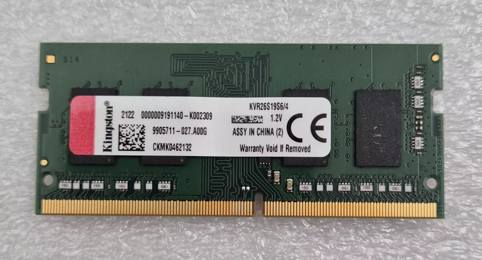 [LOT 28 PCS] Kingston 4GB DDR4 Memory 9905711-027.A00G KVR26S19S6/4 LAPTOP RAM
