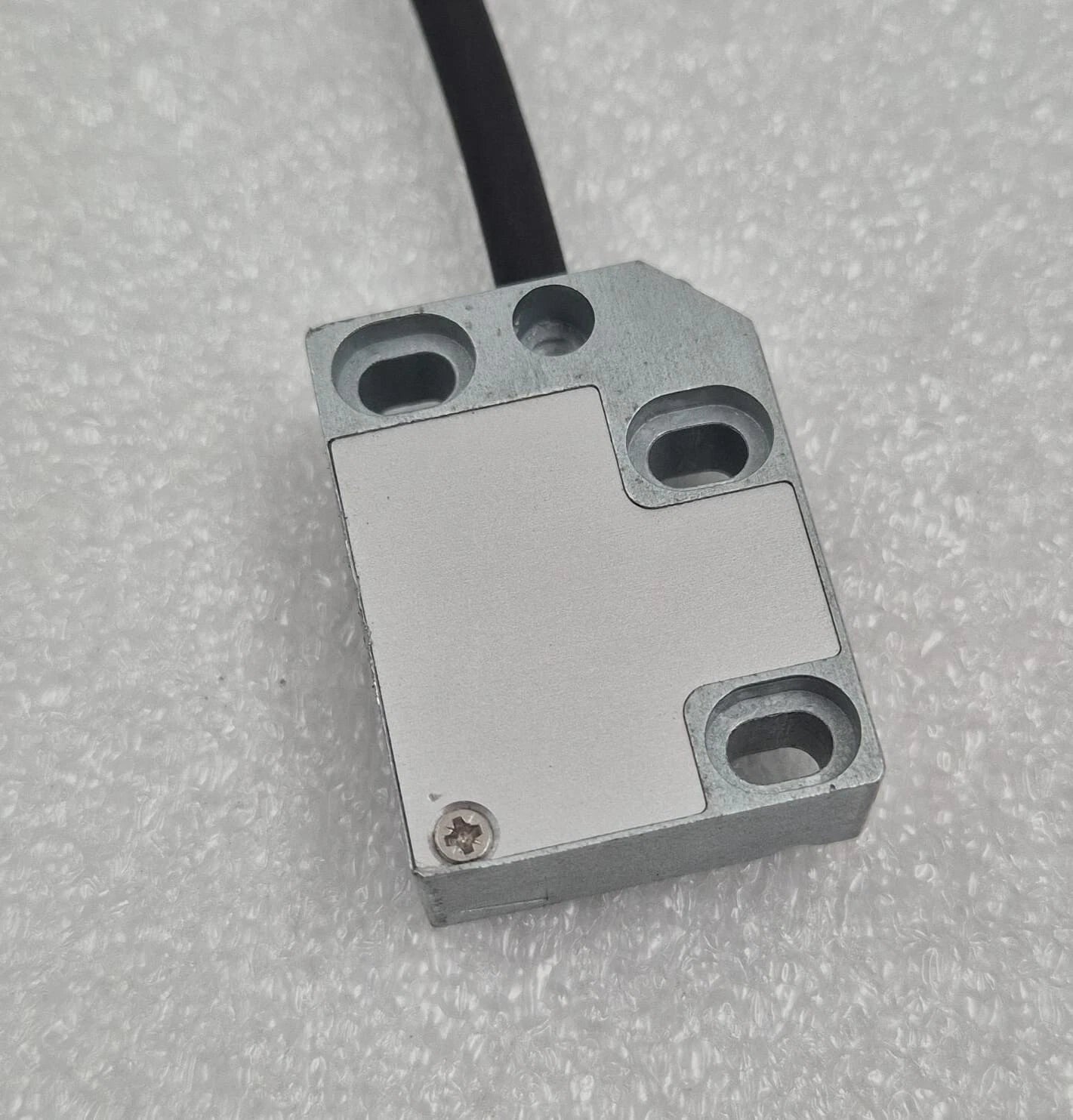 RLS LM10AV000AA03L00 Rotary Magnetic Encoder Sensor LM10 Read Head