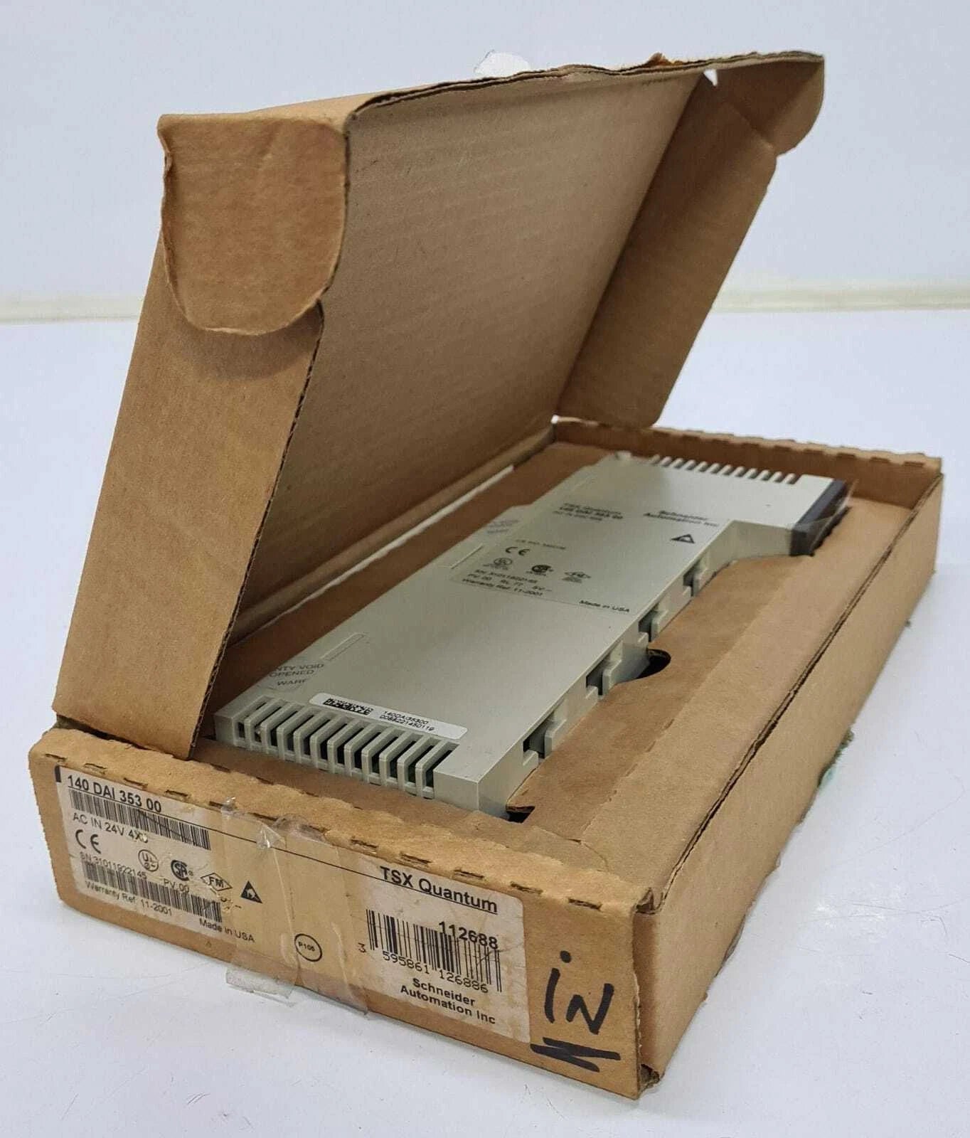 Schneider Modicon TSX Quantum 140 DAI 353 00 AC IN 24V 4X8
