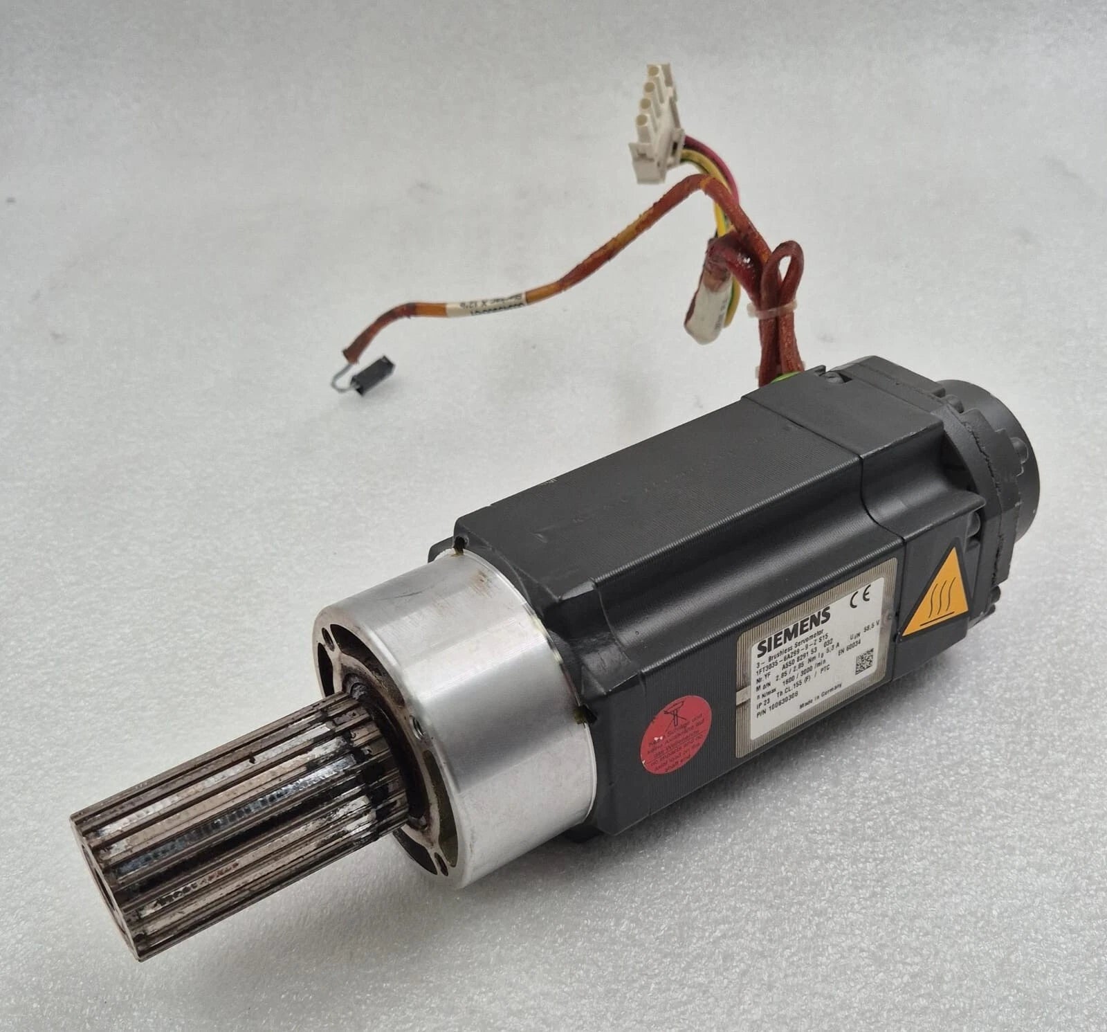 SIEMENS 1FT3035-6AZ99-9-Z S15 100630308 Brushless Servomotor 3AC