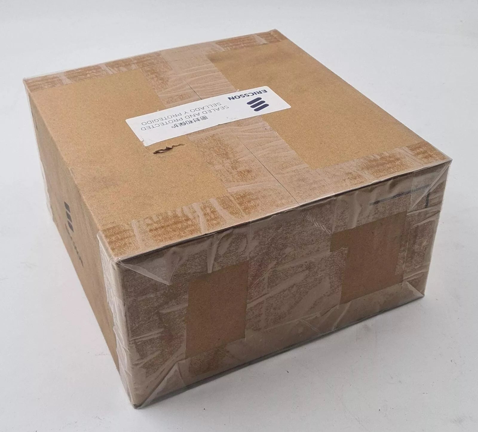 NEW - Ericsson Radio Unit UKL 402 15/02L MINI-LINK 6363 23/02L R2A