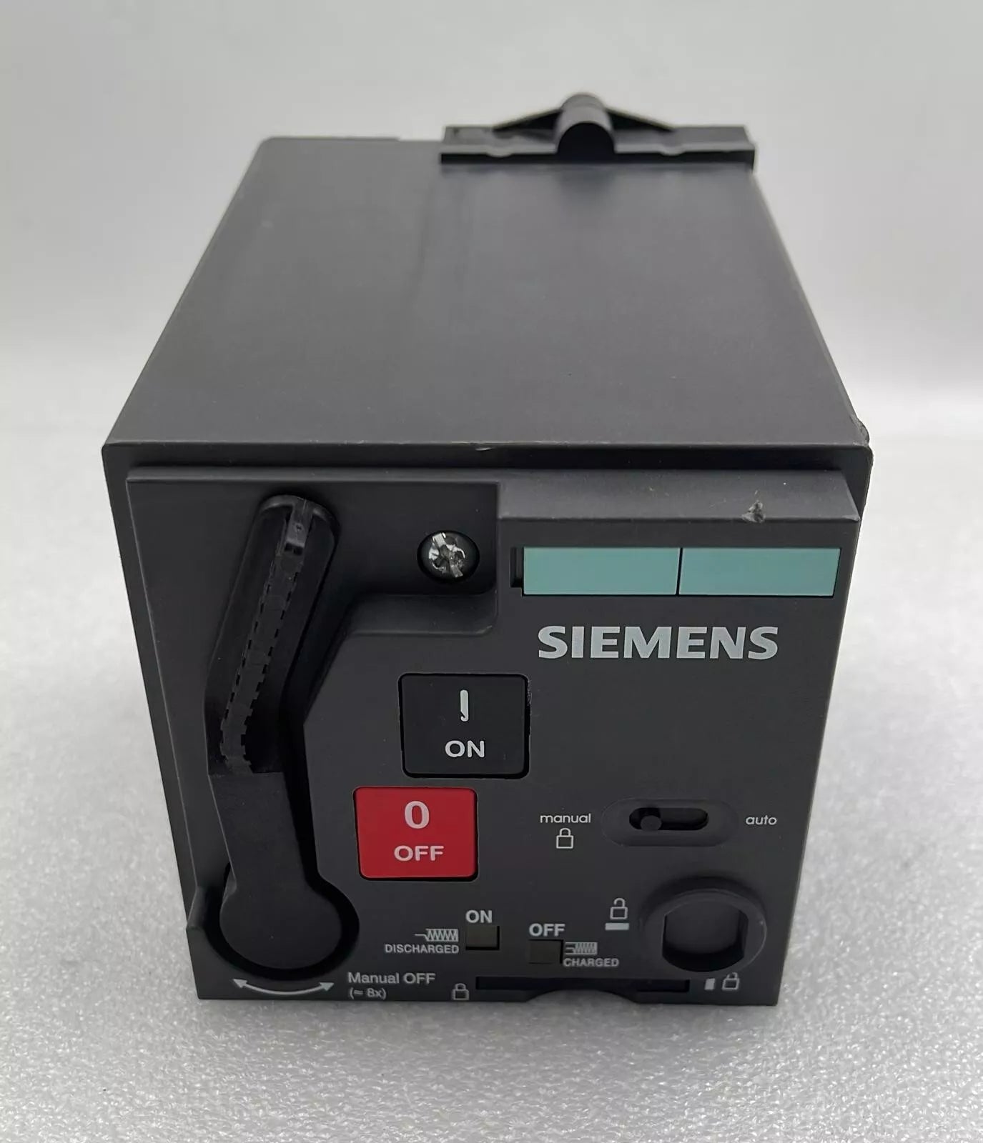 SIEMENS 3VL9300-3MQ00 FR Remote Operator Motor Drive Spring-Loaded Circuit Break