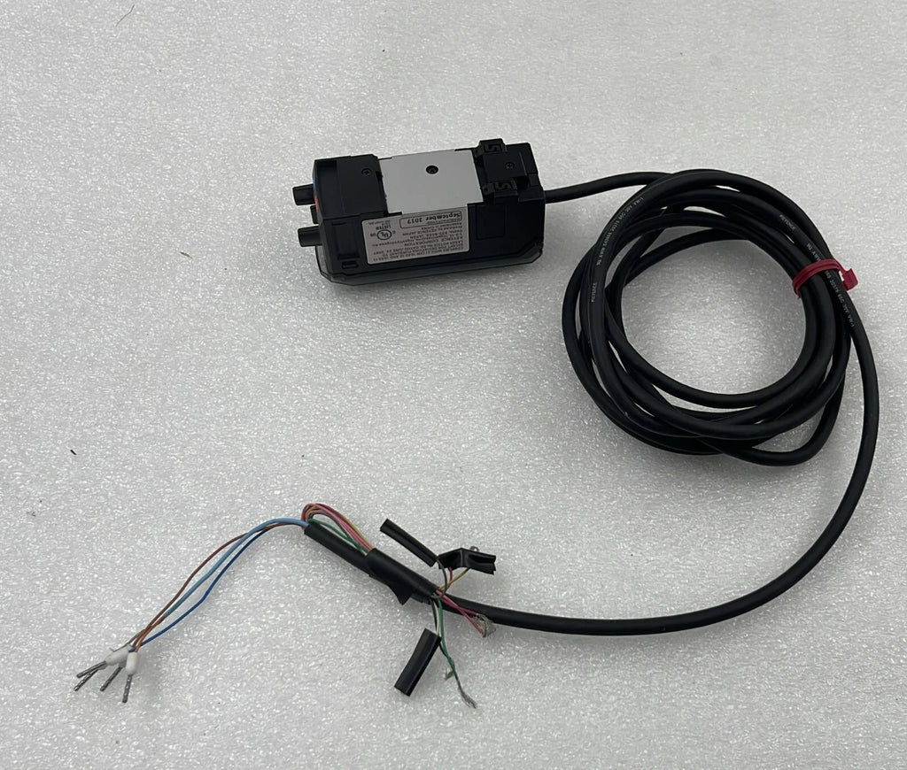 KEYENCE IB-1000 Digital Laser Sensor Amplifier Connector
