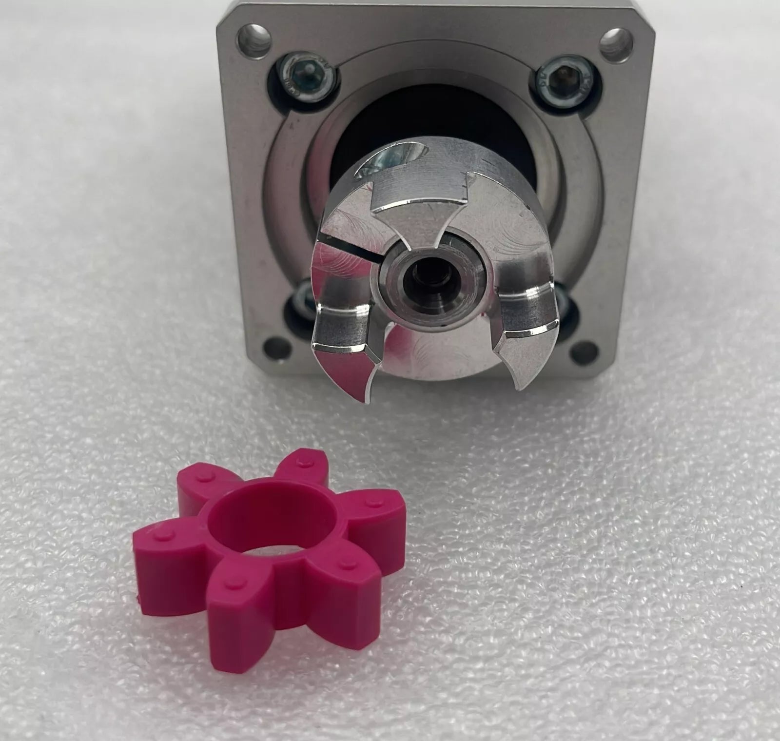 YASKAWA SGM7J-02AFA61 AC SERVO MOTOR 200V PH-3 1.6A 250Hz W/ Gear PLGS005-EAT007