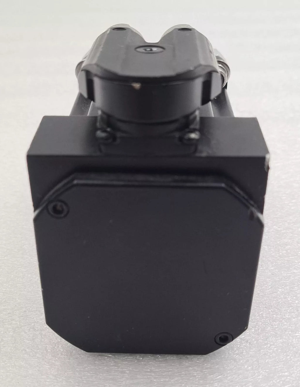 B&R Automation 8LVA23.R0015D000-0 Synchronous Servo Motor