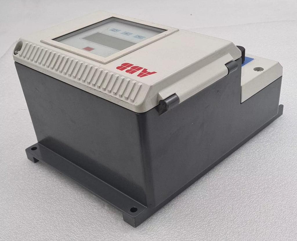 ABB Sensyflow iG FMT500-IG Type 1113 HW 1.20 Thermal Mass Flow Meter