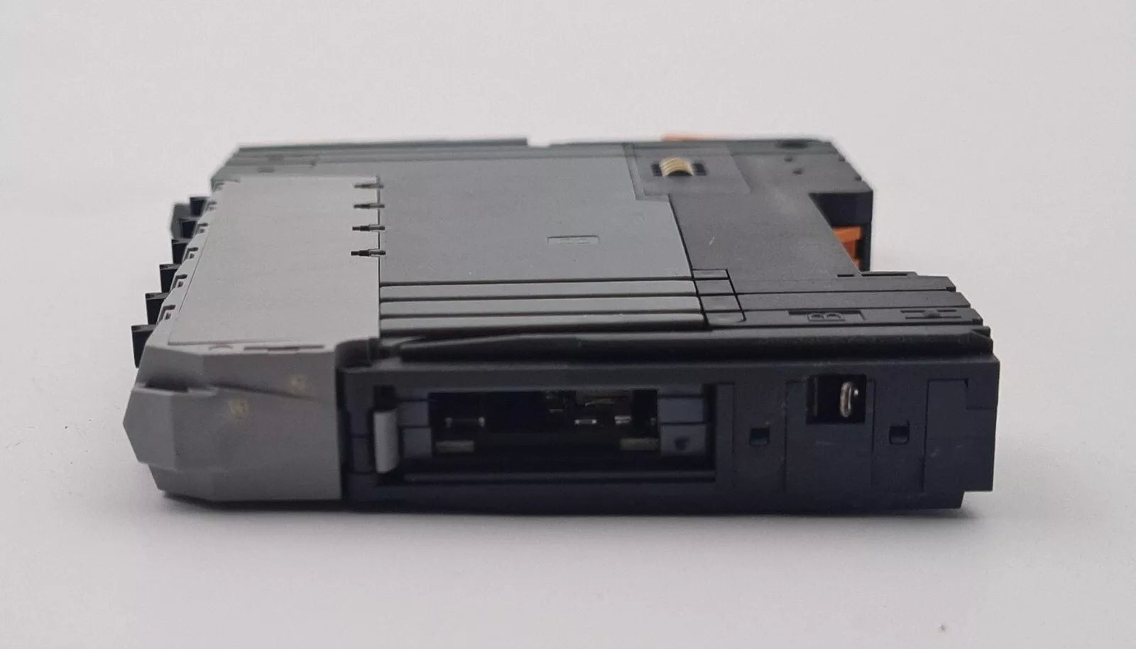 B&R X20 AT 6402 Digital PLC I/O Temperature Input Module W/ X20 BM 11 Base