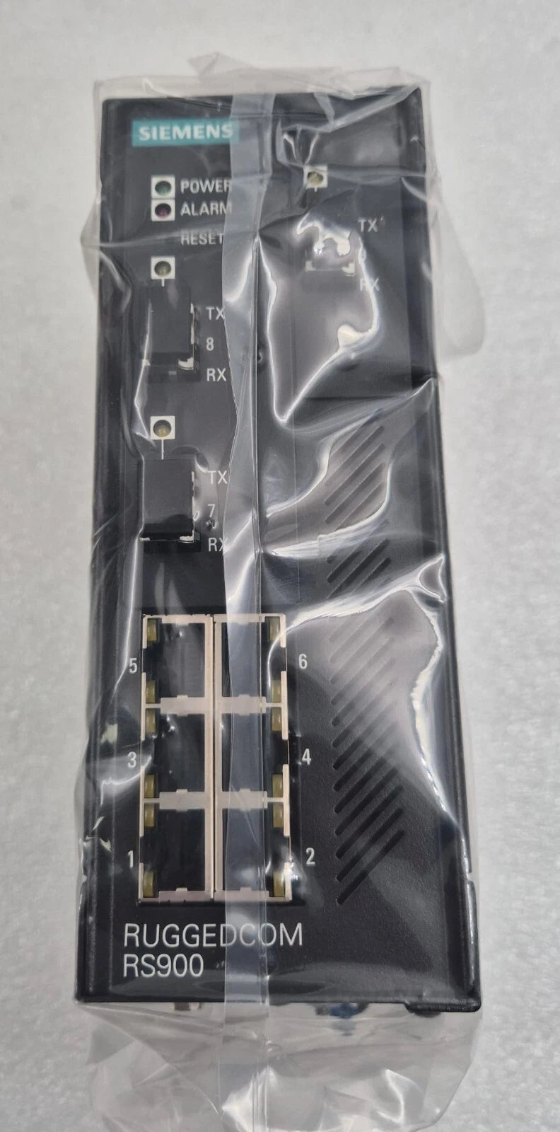 *NEW* SIEMENS RUGGEDCOM RS900NC 32M Industrial Ethernet Switch 6GK60900AS130BA0