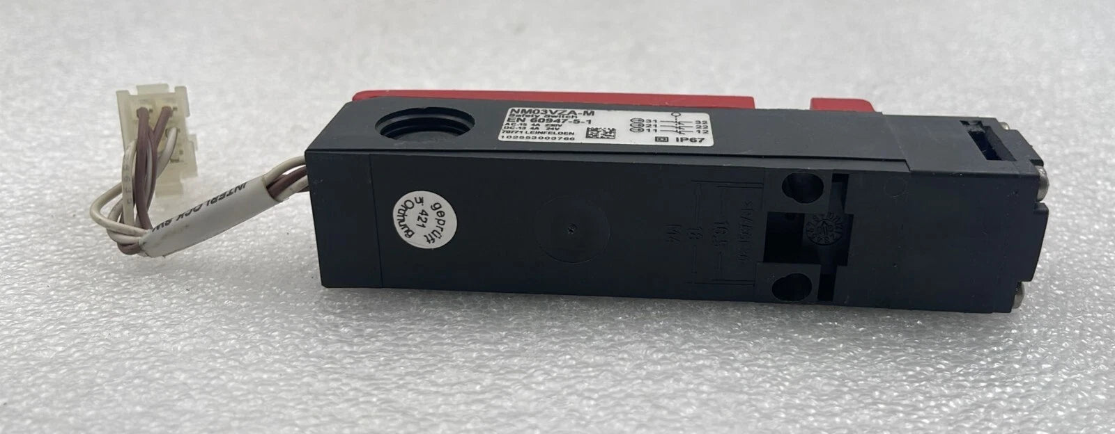 [LOT 2 PCS] Euchner NM03VZA-M Safety Switch 60947-5-1