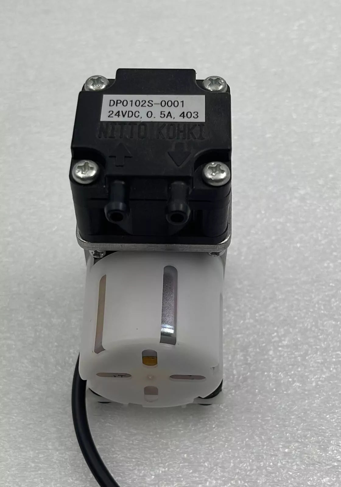 Nitto Kohki DP0102S-0001 Compressor Vacuum Pump 24Vdc 0.5A