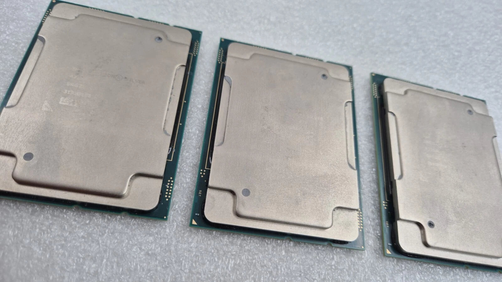 INTEL XEON SILVER 4215R SRGZE 3.20GHZ 8-Core CPU Processor